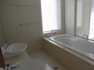 Ensuite (2010-06-08)