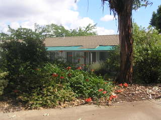 Front of house (2011-01-28)