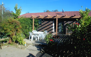 Backyard (2003-03-20)