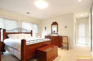 Bedroom 1 (2011-08-15)