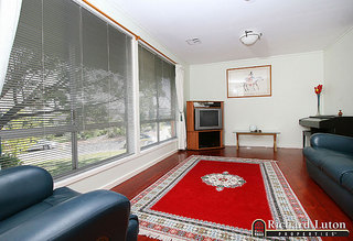 Lounge Room (2007-04-11)