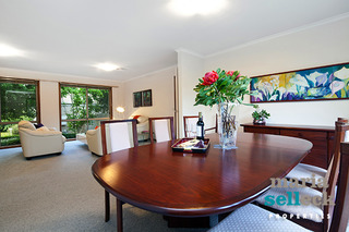 Formal Dining (2014-11-04)