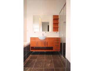 Main bathroom (2017-01-06)