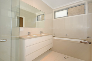Ensuite (2010-05-06)