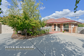 Front of house (2013-04-24)