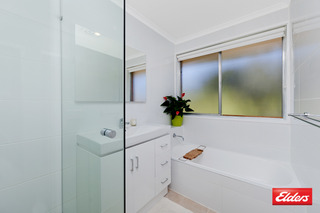 Main Bathroom (2015-10-07)