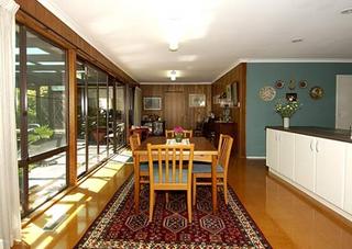 Kitchen/meals (2005-12-22)