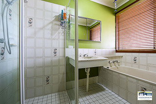 Main Bathroom (2014-09-24)