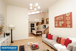 Living Room (2011-10-19)