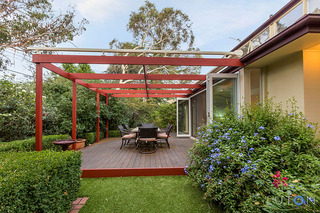 Rear Entertaining Deck (2015-03-17)