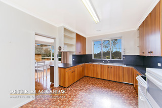 Kitchen to Dining (2014-08-20)