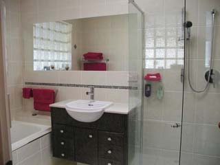 Bathroom (2002-08-14)