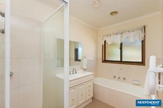 Main bathroom (2018-02-27)