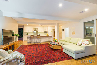 Family Room (2015-03-17)