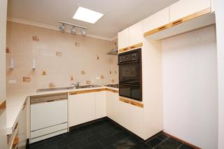 Kitchen (2009-04-20)