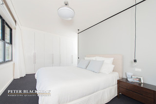 Bedroom 1 (2015-10-22)