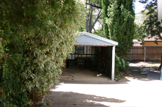Garage (2004-02-23)