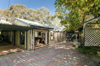 Garages/Driveway (2013-07-18)