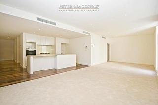 Living - Kitchen (2009-03-26)