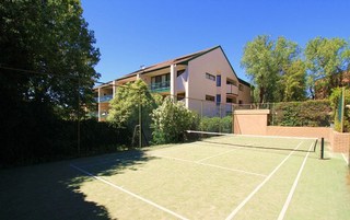 Tennis Court (2014-10-13)