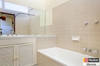 Bathroom (2012-07-04)