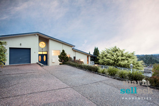 Front of House (2012-05-03)