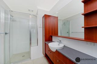 Bathroom (2015-09-17)