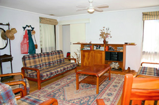 Lounge (2004-11-24)