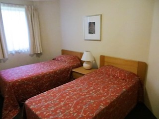 Bedroom 2 (2017-02-06)