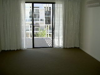 Lounge (2005-10-28)