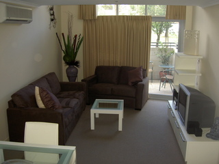 Lounge (2009-01-27)