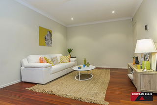 Family Room (2015-08-27)