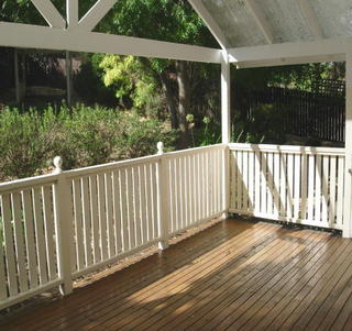 Rear deck (2006-03-21)