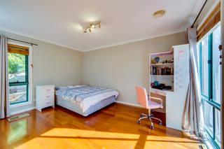 Bedroom (2015-06-11)