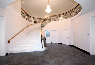 Entry Hall (2016-05-26)