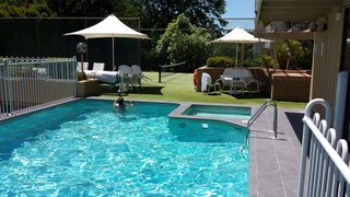 Pool (2013-12-30)