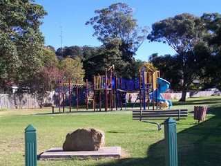 Nearby park (2005-10-20)
