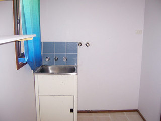 Laundry (2006-12-18)