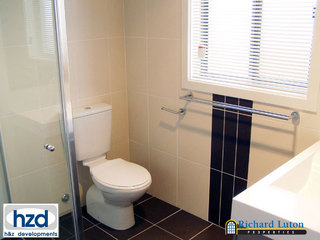 Ensuite (2005-08-12)