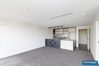 Living Area (2017-03-31)