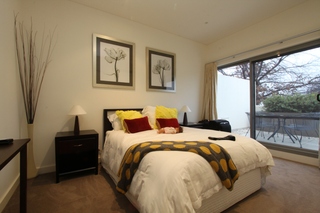 Bedroom 2 (2015-11-28)