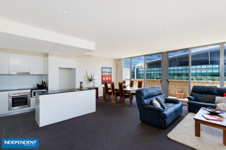 Living Room (2013-01-16)