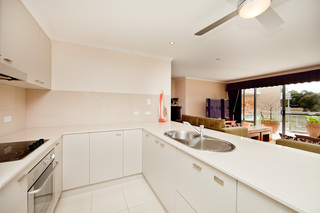 Kitchen (2010-08-11)
