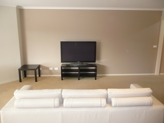 Living Room (2011-05-02)