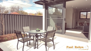 Townhouse 9 Courtyard (2015-08-16)