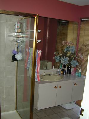 Ensuite (2001-11-16)