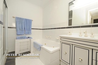 Bathroom (2013-01-23)
