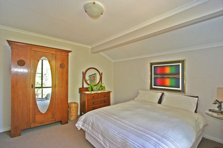 Bedroom 1 (2010-01-21)