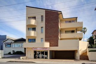 Main Photo (2013-06-25)