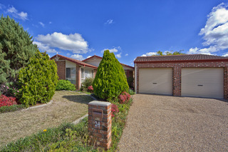 Garage (2013-04-10)